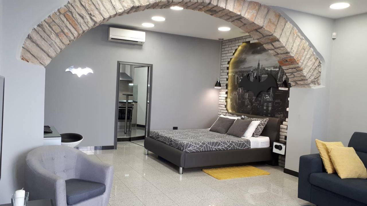 Апартаменты Batcave Пула Экстерьер фото