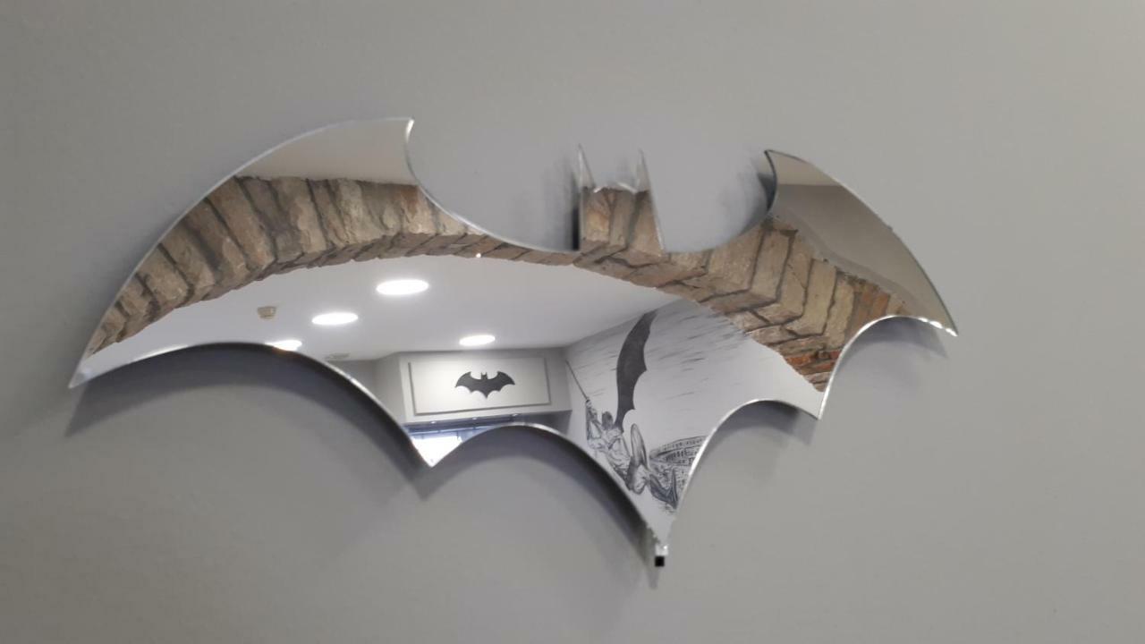 Апартаменты Batcave Пула Экстерьер фото